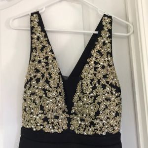 Black Fitting Formal Dress